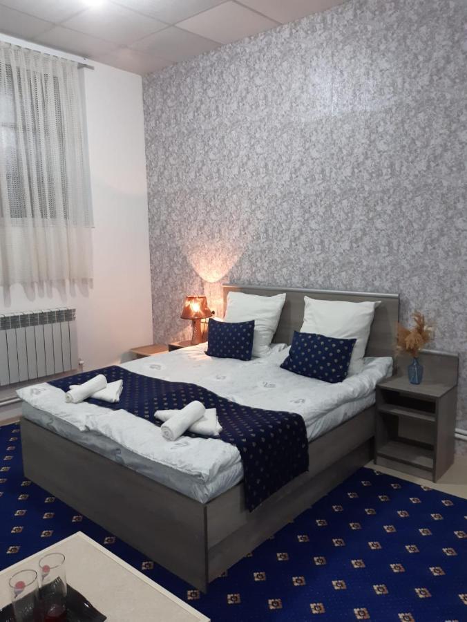Lind Guest House B&B Guiumri Exterior foto
